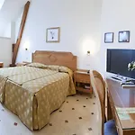 Hotel Angelina 4*